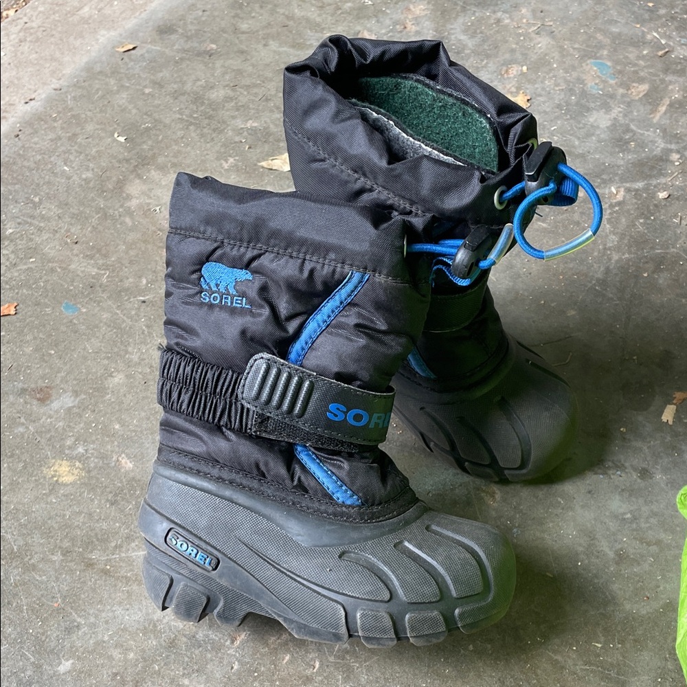 Sorel Black and Blue Snow Boots